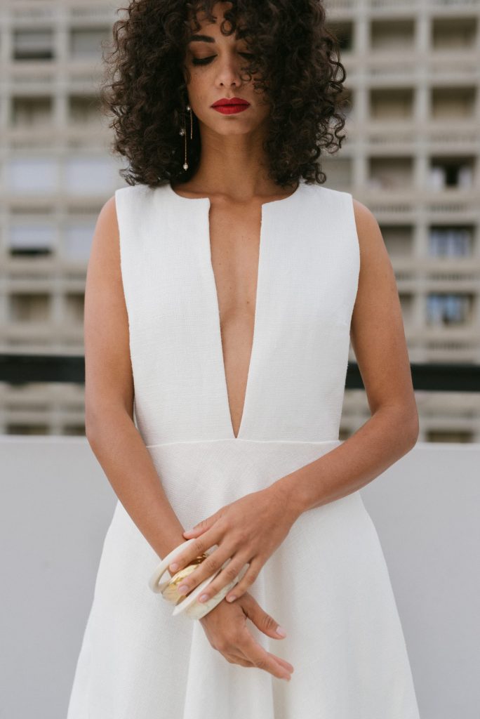 Clémentine Iacono - Créatrice de robes de mariée sur-mesure à Lyon - PÉNÉLOPE