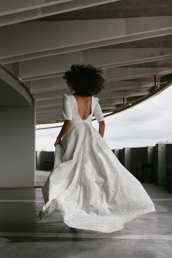 Clémentine Iacono - Créatrice de robes de mariée sur-mesure à Lyon